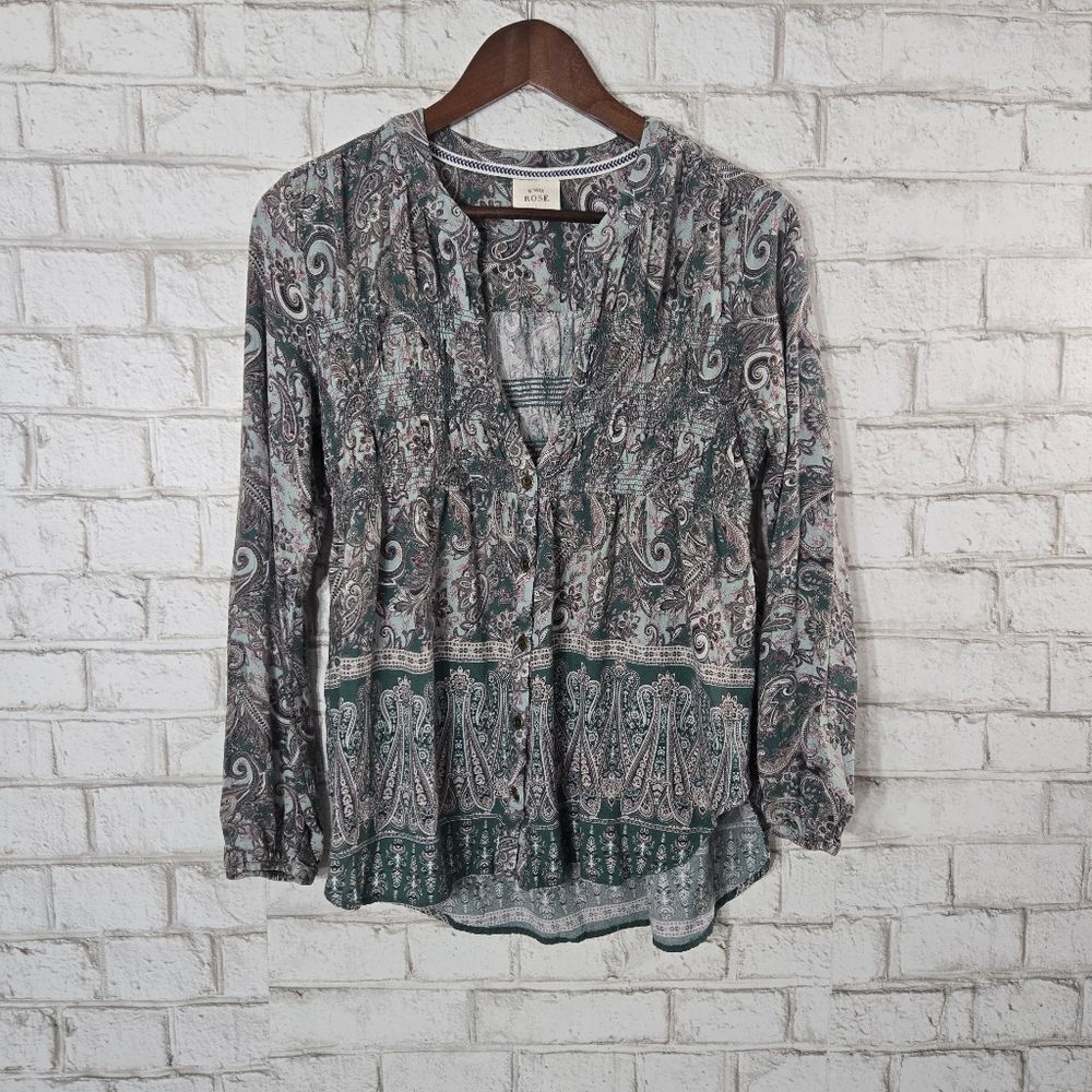 Knox Rose cute full button down printed blouse